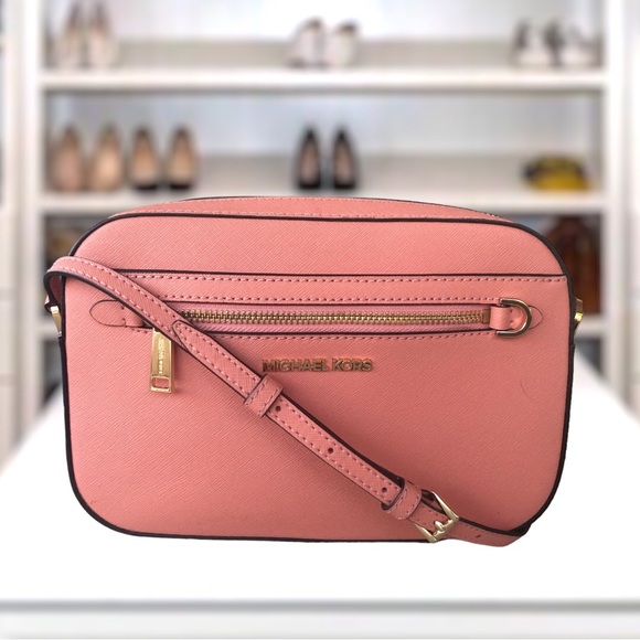 Michael Kors Crossbody - Picture 1 of 14